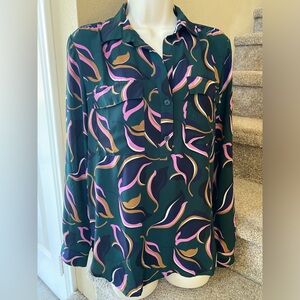 Ann Taylor Long Sleeved top